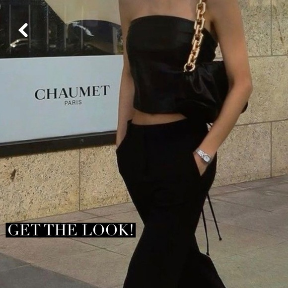 Chunky Gold Chain Faux Leather Clutch - Picture 7 of 9